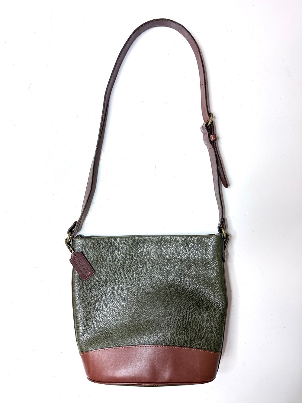 Vintage COACH 90s Bucket Bag 1990s Sheridan collection Pebbled Green Tan